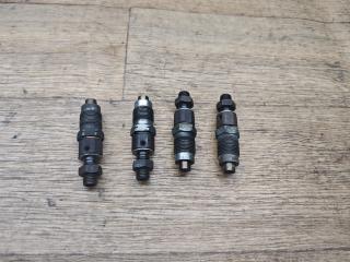 форсунка Toyota Avensis 1 поколение (T220) 1998, 2.0 л., дизель, МКПП, седан