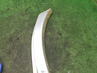 молдинг крыла Toyota Picnic 1 поколение XM10 1999, 2.2 л., 3C-TE, дизель, МКПП, минивэн, 7691844010