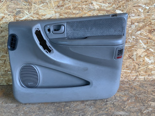 обшивка двери передняя правая Chrysler Voyager 4 поколение 2002, 2.4 л., бензин, МКПП, минивэн