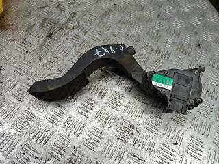 педаль Volkswagen Passat B5 [рестайлинг] 2001, 1.8 л., AWT, бензин, МКПП, седан, 8D1721523E