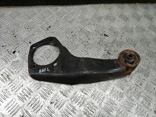 кронштейн редуктора Mitsubishi Pajero 2 поколение 1996, 3.0 л., 6G72 (SOHC 24V), бензин, АКПП, внедорожник 5 дв.