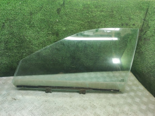 стекло двери передней левой Renault Laguna 1 поколение 1997, 1.8 л., F3P 670, бензин, МКПП, универсал