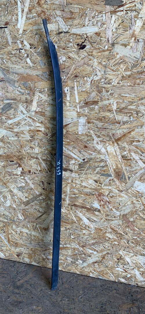 молдинг лобового стекла Renault Laguna 1 поколение 1998, 1.8 л., бензин, МКПП, универсал - фото №1