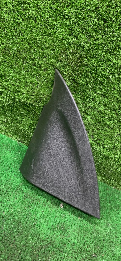 заглушка зеркала Lada Vesta 1 поколение 2023, 1.6 л., бензин, МКПП, седан, 8450040587 - фото №1