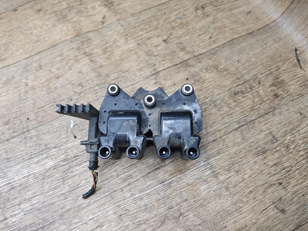 катушка зажигания Fiat Marea 1 поколение 1999, 1.6 л., бензин, МКПП, универсал - фото №1