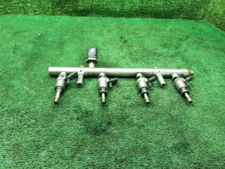 форсунка Skoda Octavia 3 поколение (A7) 2013, 1.8 л., бензин, МКПП, лифтбэк, 0261500178, 06J906051F