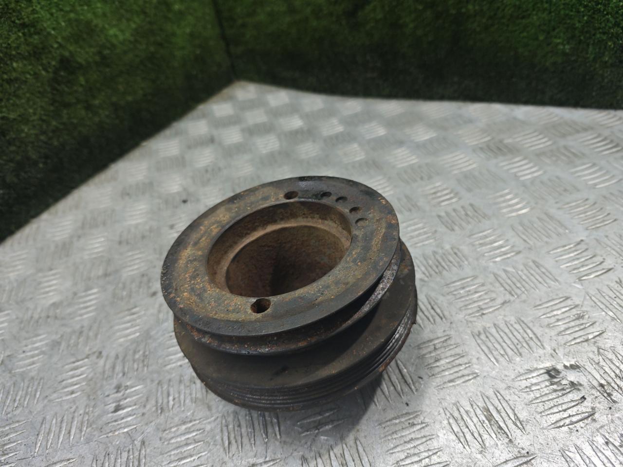 шкив коленвала Mitsubishi Pajero 2 поколение 1996, 3.0 л., бензин, АКПП, внедорожник 5 дв. - фото №1