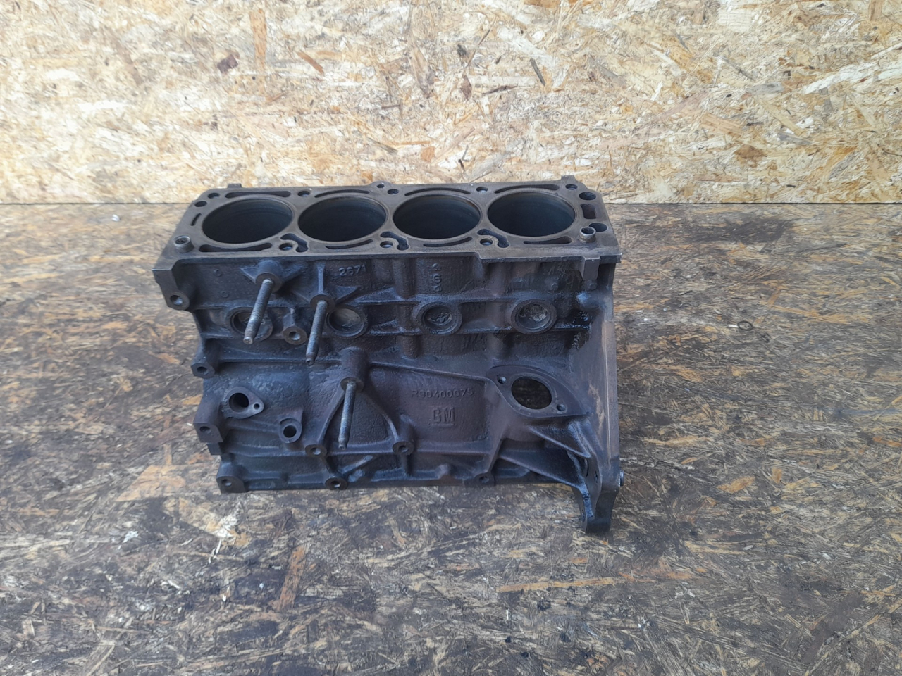 блок цилиндров Opel Sintra 1 поколение 1997, 2.2 л., X 22 XE, бензин, МКПП, минивэн, X22XE - фото №1