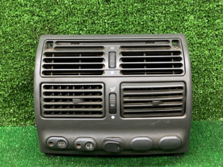 дефлектор обдува салона Fiat Punto 1 поколение 1995, 1.2 л., бензин, МКПП, хетчбэк 5 дв.