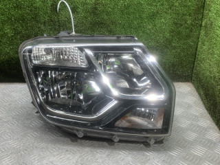 фара правая Renault Duster 1 поколение [рестайлинг] 2017, 2.0 л., бензин, МКПП, внедорожник 5 дв., полный привод, 260107307R