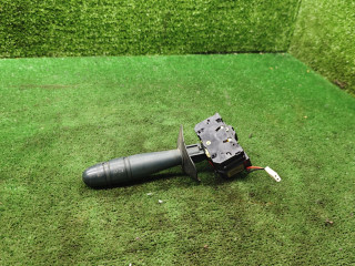 переключатель поворотов Renault Megane 1 поколение 1997, 1.6 л., бензин, МКПП, хетчбэк 5 дв.