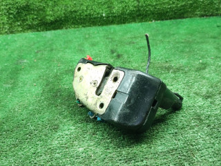 замок двери передней левой Chrysler Voyager 3 поколение 2000, 2.5 л., дизель, МКПП, минивэн