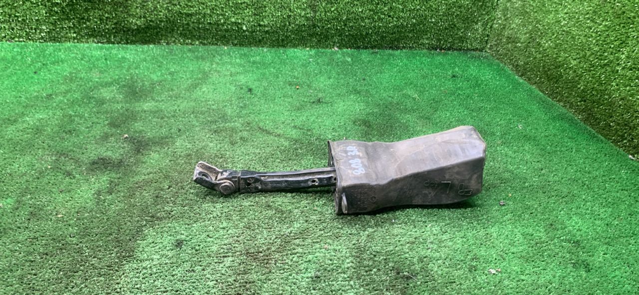 ограничитель открывания двери Volkswagen Polo Sedan 1 поколение 2015, 1.6 л., МКПП, седан, 6R4839249B - фото №1