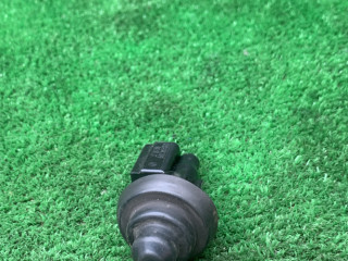 концевик дверной Renault Duster 1 поколение [рестайлинг] 2017, 2.0 л., бензин, МКПП, внедорожник 5 дв., полный привод, 7700427640B