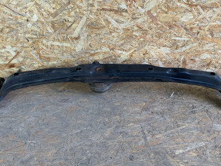 балка подвески передняя (подрамник) Volkswagen Golf 2 поколение 1989, 1.3 л., бензин, МКПП, хетчбэк 3 дв.