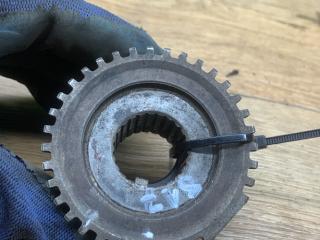 шестерня (звездочка) коленвала Honda Accord 6 поколение 1999, 1.6 л., бензин, МКПП, хетчбэк 5 дв.