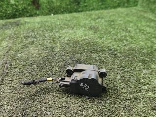 моторчик заслонки печки Ford Mondeo 3 поколение 2002, 2.0 л., дизель, АКПП, хетчбэк 5 дв., 1S7H-19E616-AA