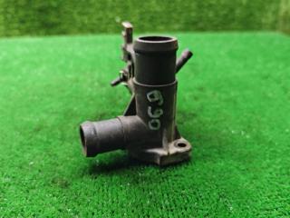 фланец (тройник) системы охлаждения Volkswagen Passat B3 1991, 1.8 л., бензин, МКПП, универсал