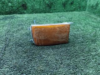 поворотник правый Volkswagen Golf 3 поколение 1995, 1.3 л., бензин, МКПП, хетчбэк 3 дв.