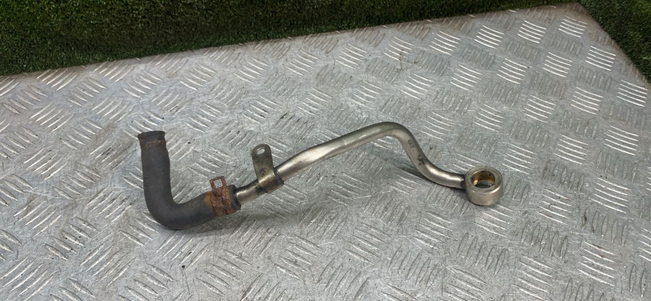 масляная трубка Toyota Avensis 1 поколение (T220) 2000, 2.0 л., 2C-T, дизель, МКПП, универсал - фото №1