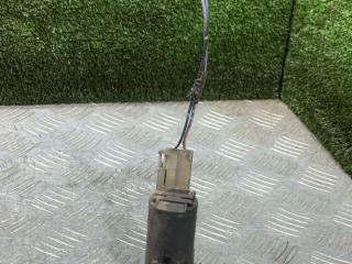 насос (моторчик) омывателя стекла Mazda 626 GF 1997, 1.8 л., бензин, АКПП, седан