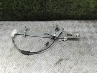 стеклоподъемник передний правый Mazda 323 5 поколение 1998, 1.5 л., бензин, МКПП, хетчбэк 3 дв.