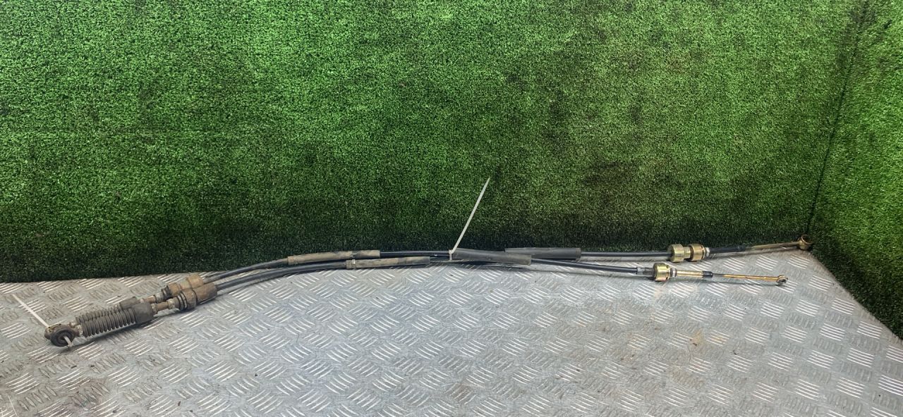 трос кулисы КПП Toyota Corolla 7 поколение (E100) 1995, 1.3 л., 4E-FE, бензин, МКПП, хетчбэк 3 дв. - фото №1