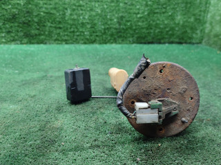 датчик уровня топлива Mazda 626 GE [рестайлинг] 1997, 1.8 л., бензин, МКПП, хетчбэк 5 дв.