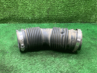 патрубок воздушного фильтра Renault Duster 1 поколение [рестайлинг] 2017, 2.0 л., бензин, МКПП, внедорожник 5 дв., полный привод, 165788487R