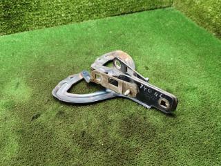 петля капота Renault Megane 1 поколение 1999, 1.6 л., бензин, МКПП, хетчбэк 5 дв.