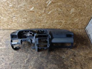 панель передняя салона (торпедо) Mitsubishi Space Wagon 3 поколение (Typ N50) 2000, 2.4 л., бензин, МКПП, минивэн