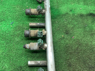 форсунка Volkswagen Passat B4 1995, 2.0 л., бензин, АКПП, седан, 037906031AA