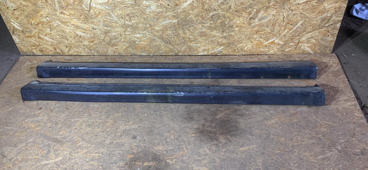 накладка на порог Mitsubishi Space Wagon 3 поколение (Typ N50) 2000, 2.4 л., GDi, бензин, МКПП, минивэн - фото №1