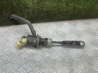 цилиндр сцепления главный Renault Duster 1 поколение [рестайлинг] 2017, 2.0 л., бензин, МКПП, внедорожник 5 дв., полный привод, 306100394R