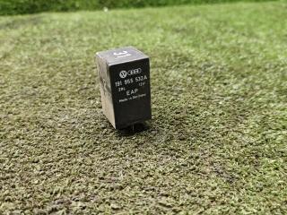 блок управления вентилятором (реле) Volkswagen Jetta 2 поколение [рестайлинг] 1991, 1.8 л., бензин, МКПП, седан, 191955532A, 31