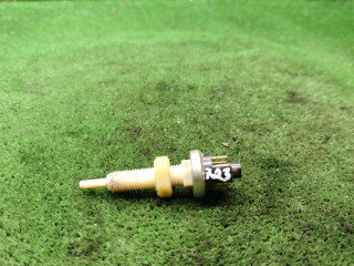 Датчик педали тормоза (лягушка) Chevrolet Niva 1 поколение 2008, 1.7 л., бензин, МКПП, внедорожник 5 дв.