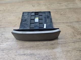 подстаканник Kia Carnival 1 поколение [рестайлинг] 2005, 2.9 л., CRDi, дизель, МКПП, минивэн