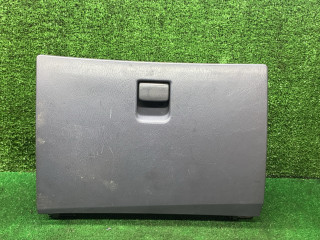 бардачок Toyota Picnic 1 поколение XM10 2000, 2.0 л., бензин, МКПП, минивэн