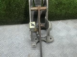 педаль тормоза Dodge Caravan 4 поколение 2001, 2.4 л., бензин, АКПП, минивэн, 4683734AB