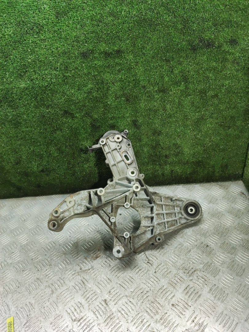 кронштейн двигателя Fiat Marea 1 поколение 2000, 1.8 л., бензин, МКПП, универсал, 60611533 - фото №1