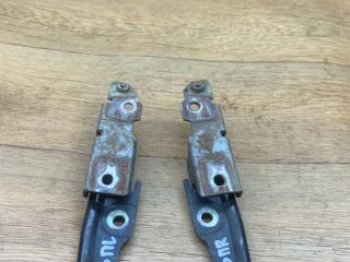 петля капота Hyundai Santamo 1 поколение 1997, 2.0 л., бензин, МКПП, минивэн