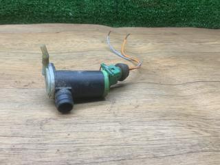 насос (моторчик) омывателя стекла Citroen Xsara 1 поколение 1999, 1.8 л., LFY  (XU7JP4), бензин, МКПП, универсал