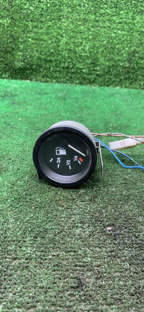 щиток приборов (приборная панель) Mercedes-Benz T1 207-210D W601 1995, 2.3 л., дизель, МКПП, микроавтобус - фото №1