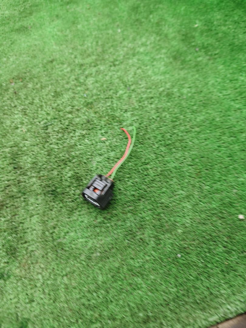 датчик коленвала Toyota Picnic 1 поколение XM10 2001, 2.2 л., 3C-TE, дизель, МКПП, минивэн - фото №1