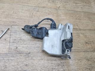 замок двери передней правой Volkswagen Passat B5 [рестайлинг] 2001, 1.8 л., бензин, МКПП, седан