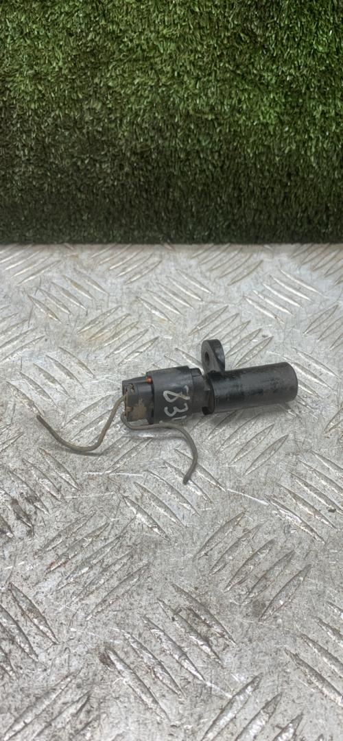 датчик коленвала Chrysler Voyager 3 поколение 1999, 2.5 л., дизель, МКПП, минивэн - фото №1