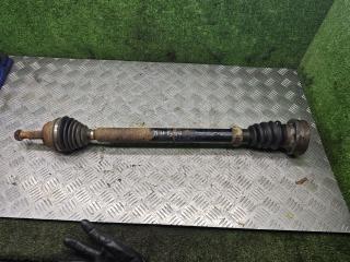 полуось передняя правая (приводной вал, ШРУС) Volkswagen Golf 3 поколение 1996, 1.8 л., бензин, МКПП, хетчбэк 3 дв.