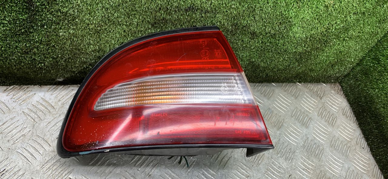 фонарь задний левый Mitsubishi Galant 7 поколение 1995, 1.8 л., бензин, МКПП, седан - фото №1