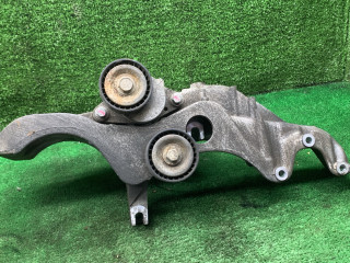 кронштейн генератора Lada XRAY 1 поколение 2019, 1.6 л., бензин, МКПП, внедорожник 5 дв., 117502781R