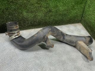 патрубок интеркулера Toyota Avensis 1 поколение (T220) 1999, 2.0 л., дизель, МКПП, хетчбэк 5 дв.